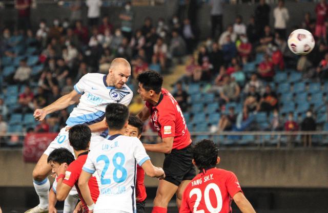 bob半岛体育平台-丹尼尔森入选瑞典队大名单 大连人队的致命打击?